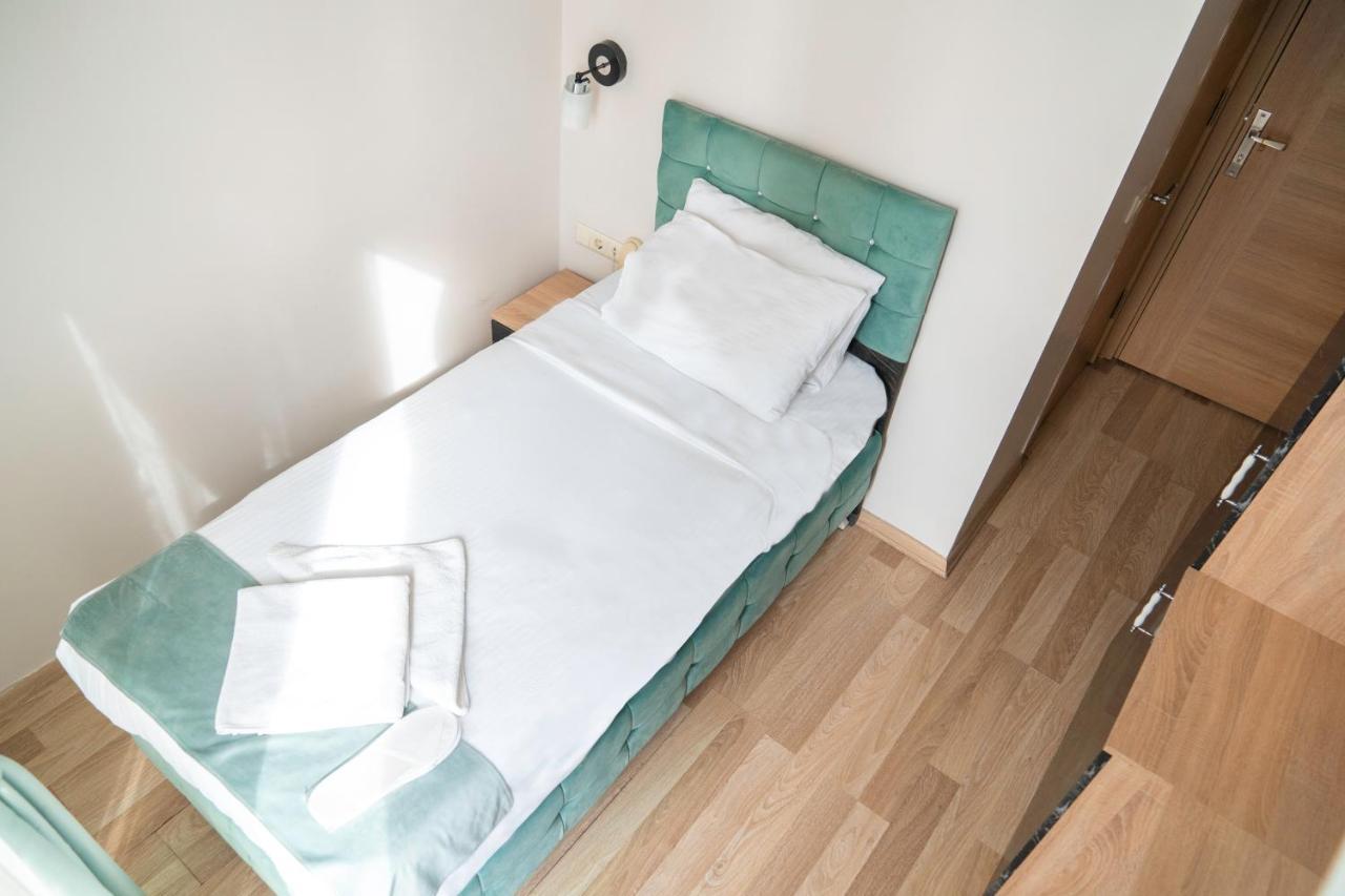 Loss Hotel Çatalca エクステリア 写真